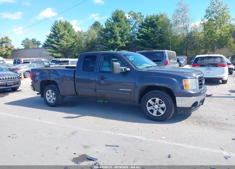 2010 GMC SIERRA 1500 SLE VIN: 1GTSKVE33AZ177934