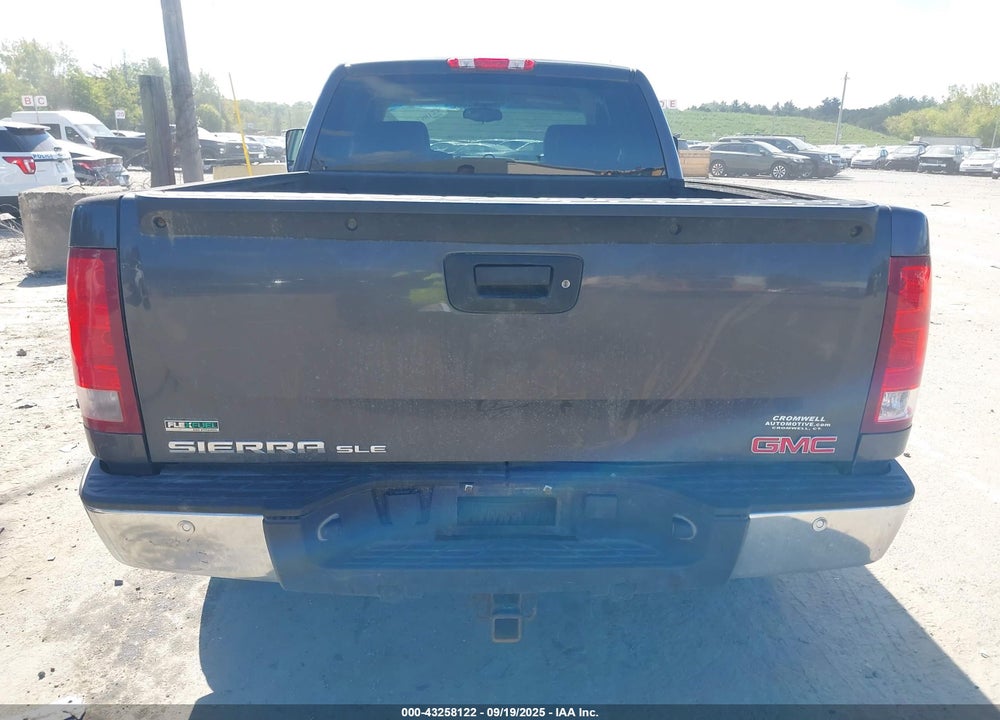 2010 GMC SIERRA 1500 SLE VIN: 1GTSKVE33AZ177934