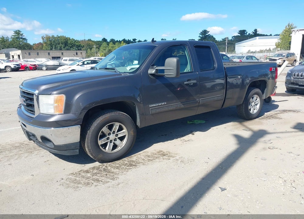 2010 GMC SIERRA 1500 SLE VIN: 1GTSKVE33AZ177934