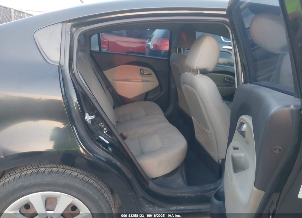 2014 KIA RIO VIN: KNADM4A38E6323607