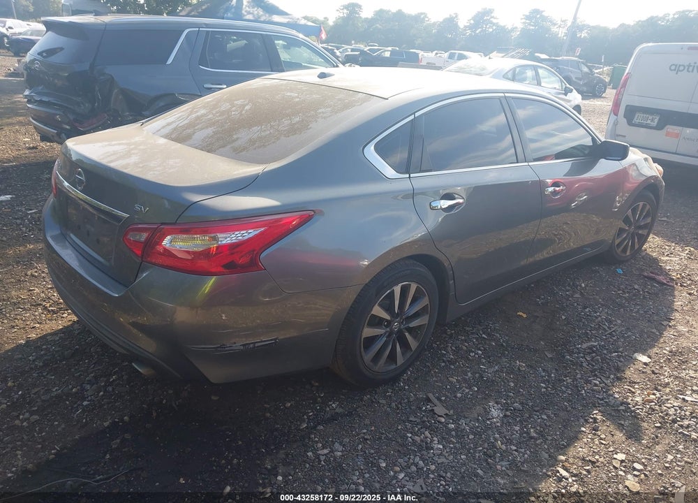 2017 NISSAN ALTIMA VIN: 1N4AL3AP1HC235676