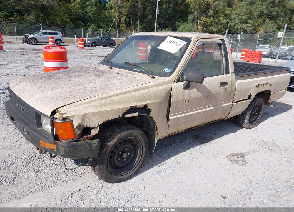 1987 TOYOTA PICKUP 1/2 TON RN50 VIN: JT4RN50RXH0279960