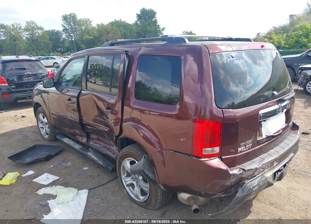 2013 HONDA PILOT VIN: 5FNYF4H40DB053417