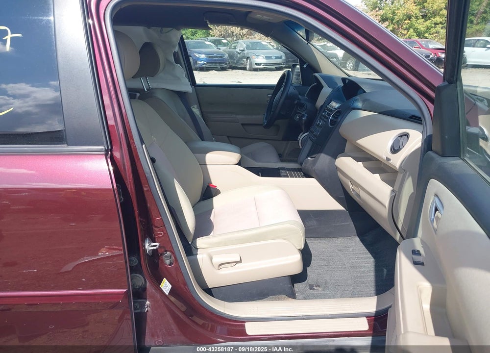 2013 HONDA PILOT VIN: 5FNYF4H40DB053417