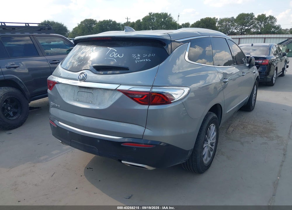 2024 BUICK ENCLAVE VIN: 5GAEVBKW3RJ113745