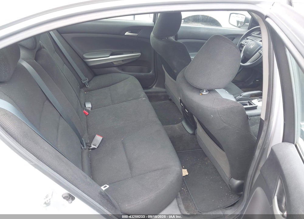 2010 HONDA ACCORD 2.4 EX VIN: 1HGCP2F7XAA092241