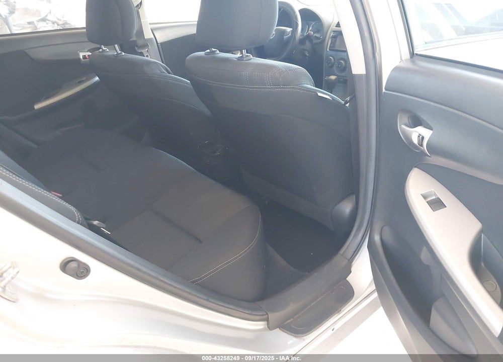 2013 TOYOTA COROLLA VIN: 2T1BU4EE6DC947886