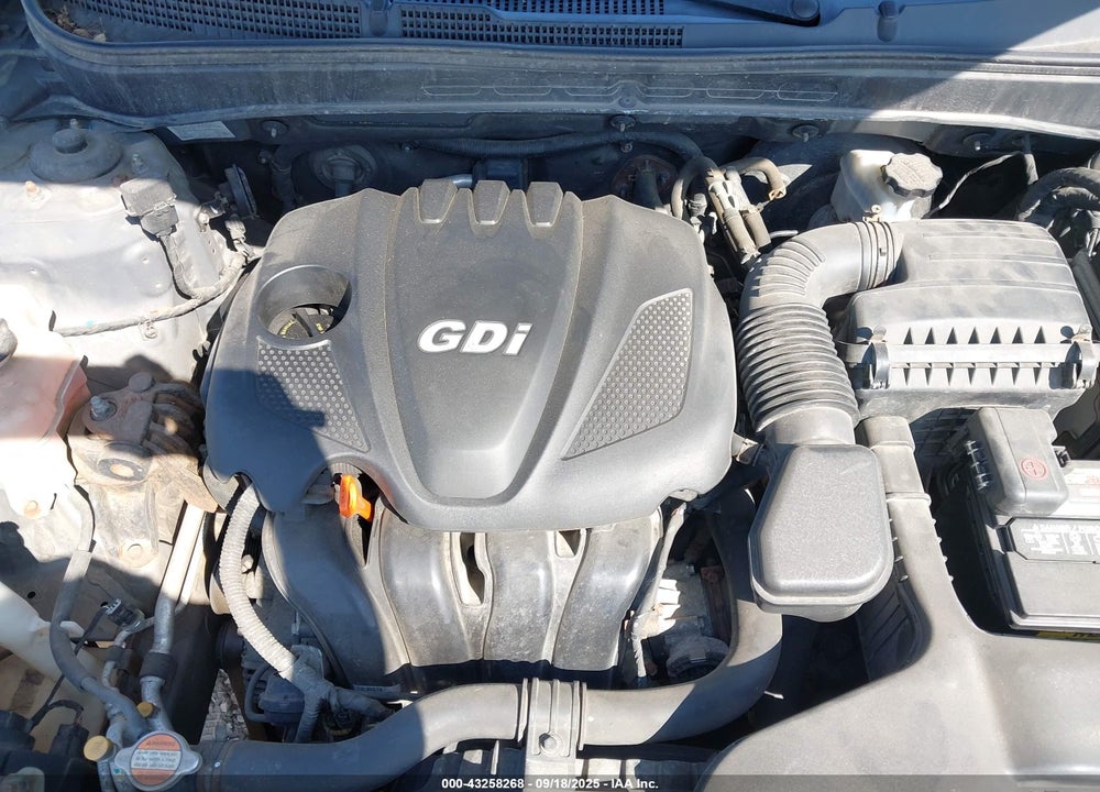 2011 HYUNDAI SONATA VIN: 5NPEB4AC0BH197757