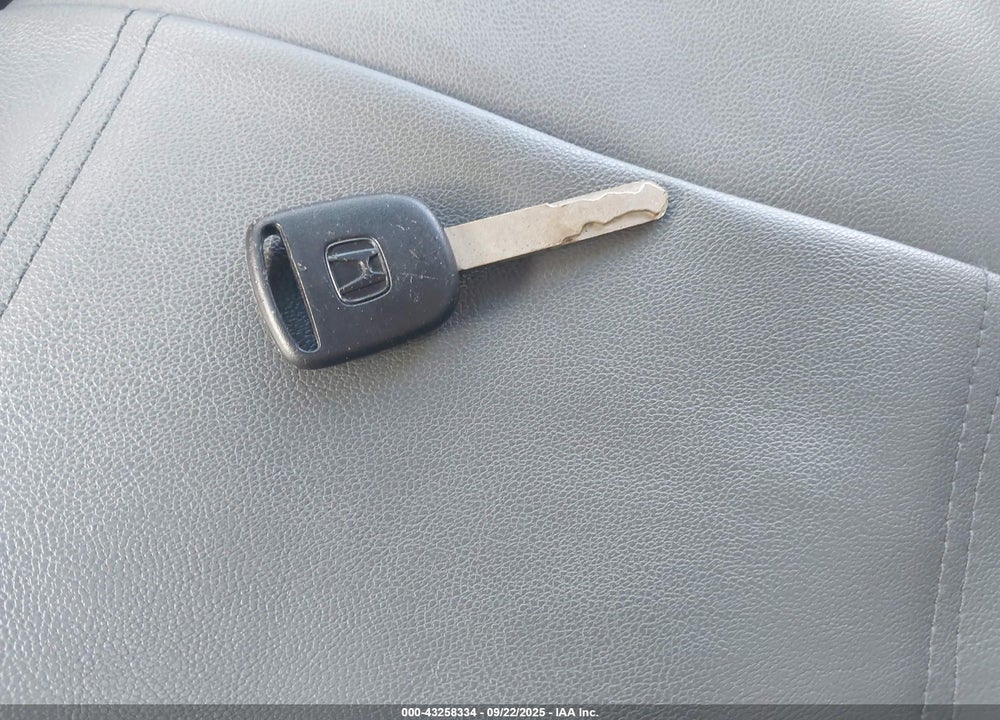 2003 HONDA ODYSSEY VIN: 5FNRL18903B047770