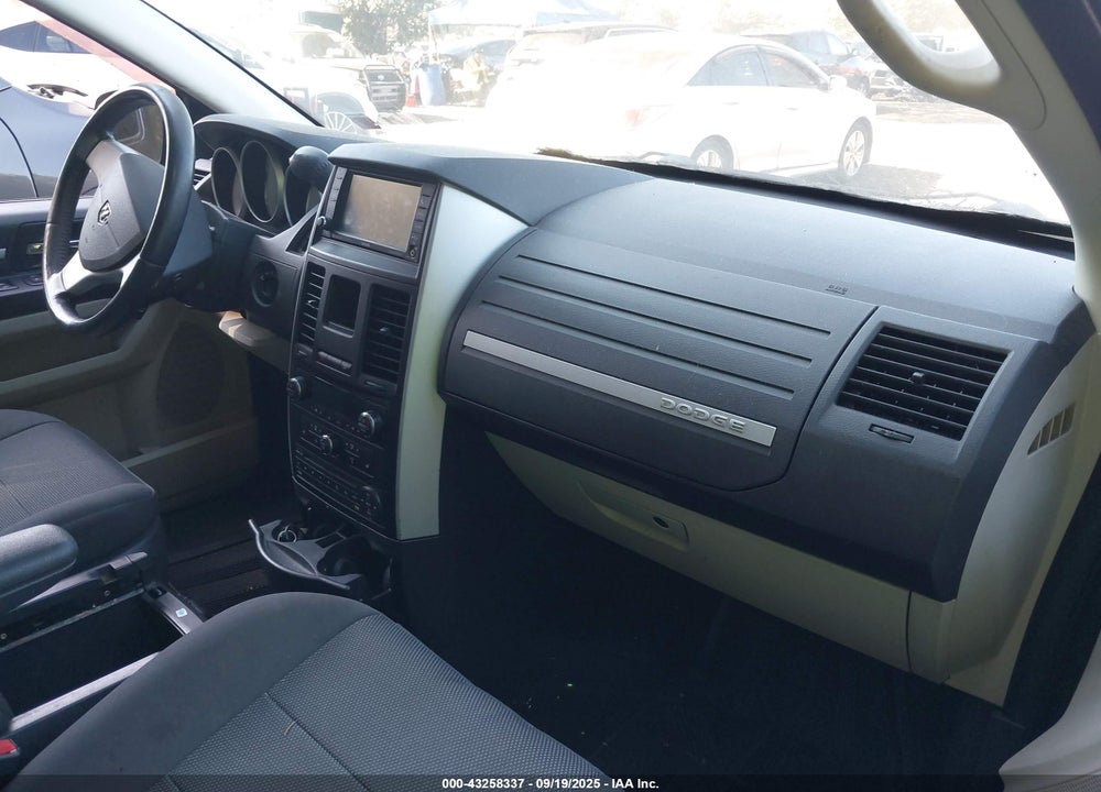 2008 DODGE GRAND CARAVAN VIN: 2D8HN54X38R706570