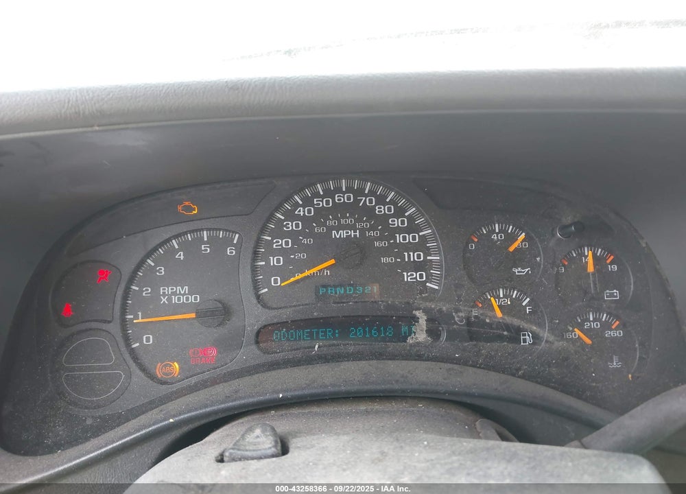 2003 CHEVROLET SILVERADO 1500 LS VIN: 2GCEK19T931154511