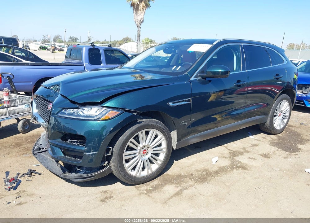 2018 JAGUAR F-PACE VIN: SADCN2GX5JA320024