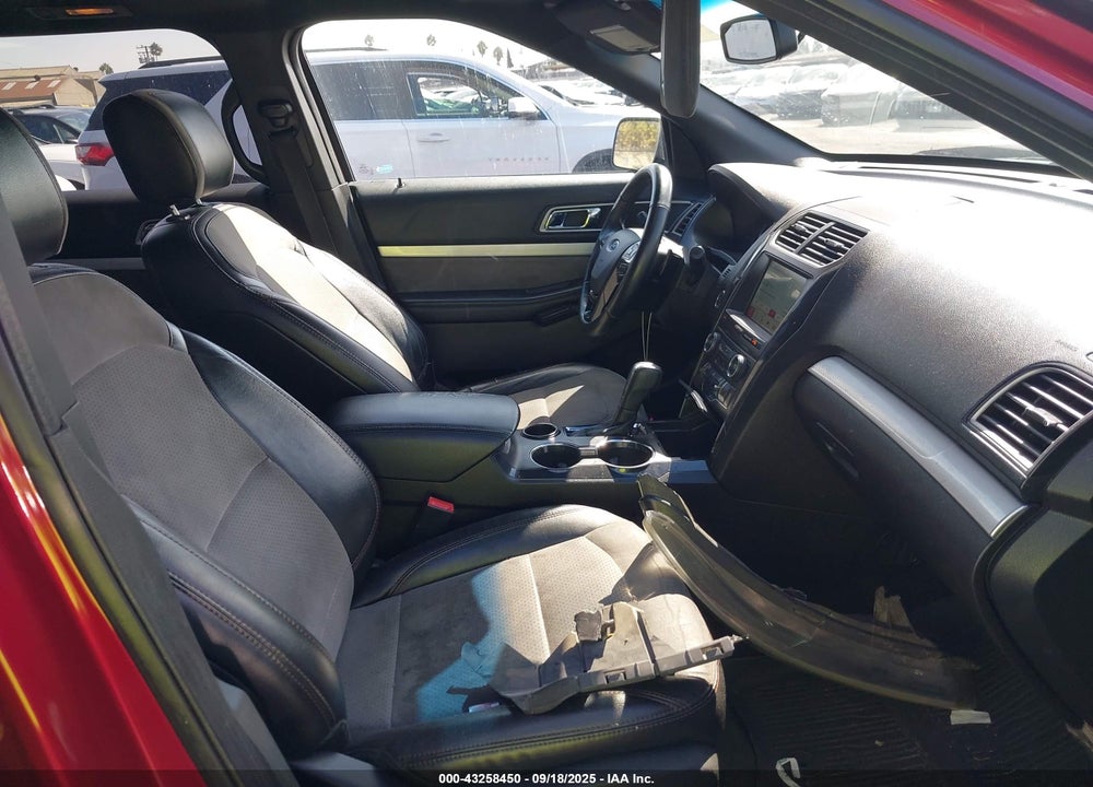 2017 FORD EXPLORER VIN: 1FM5K7D84HGA27497