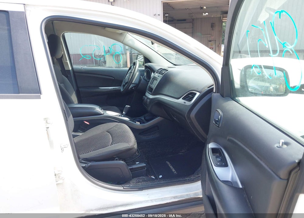 2014 DODGE JOURNEY SXT VIN: 3C4PDDBG3ET301795