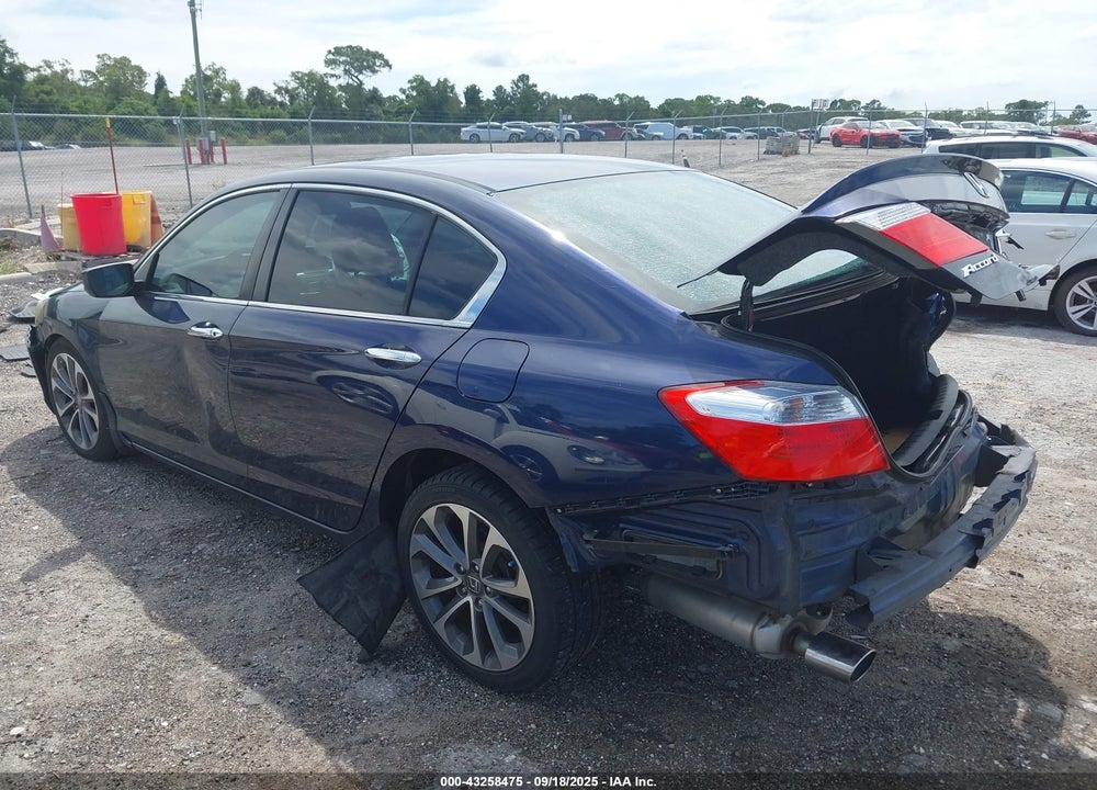 2015 HONDA ACCORD VIN: 1HGCR2F51FA161592