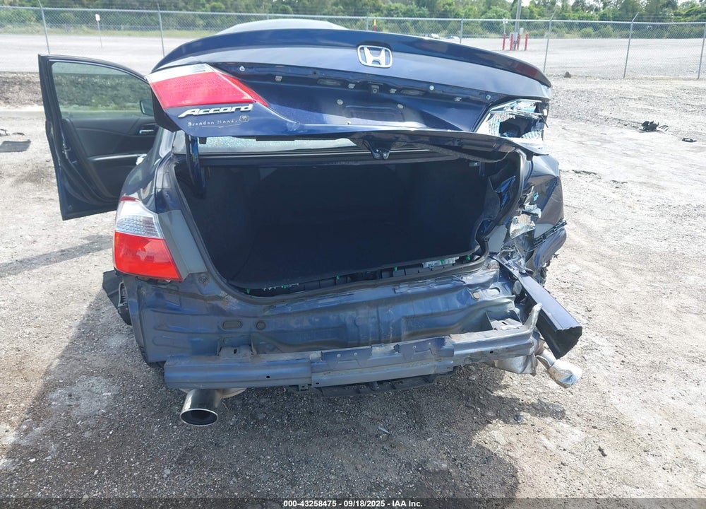 2015 HONDA ACCORD VIN: 1HGCR2F51FA161592
