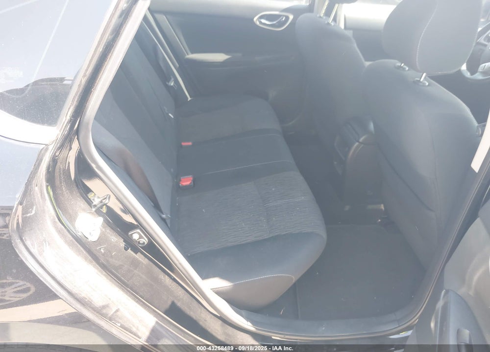 2015 NISSAN SENTRA SV VIN: 3N1AB7AP9FY374868