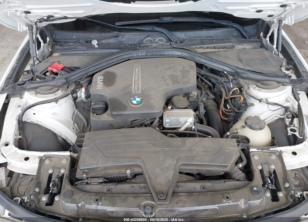 2013 BMW 3 SERIES VIN: WBA3B5C52DF596840