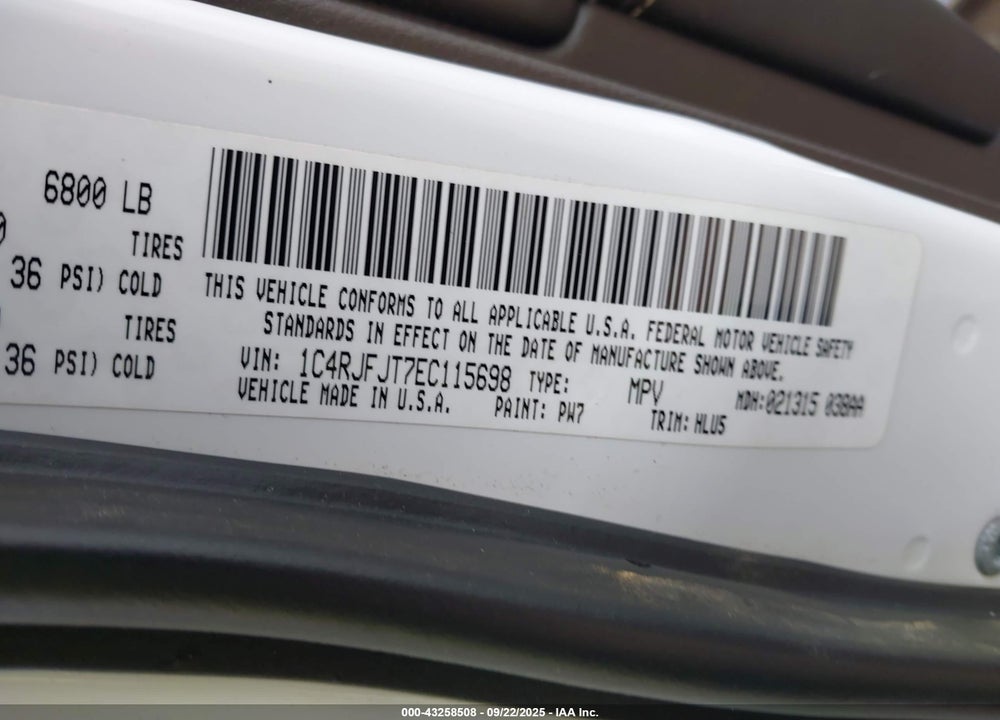 2014 JEEP GRAND CHEROKEE VIN: 1C4RJFJT7EC115698