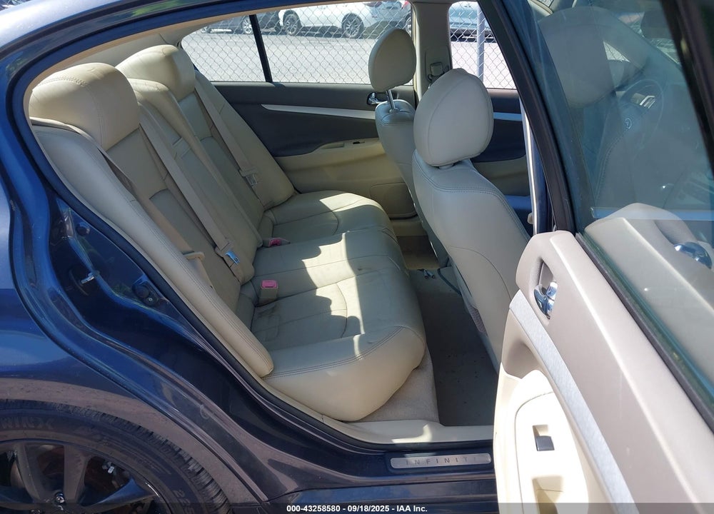 2009 INFINITI G37 VIN: JNKCV61F79M353392