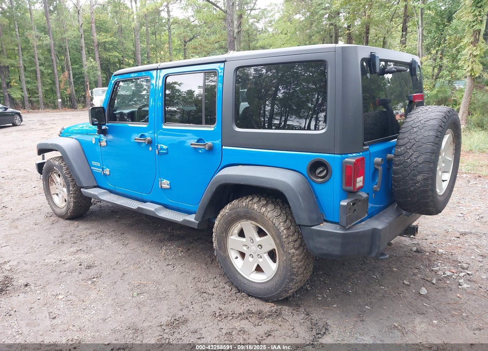 2011 JEEP WRANGLER UNLIMITED VIN: 1J4BA3H17BL552496