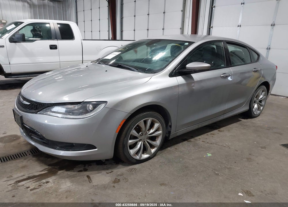 2015 CHRYSLER 200 S VIN: 1C3CCCBB1FN668085