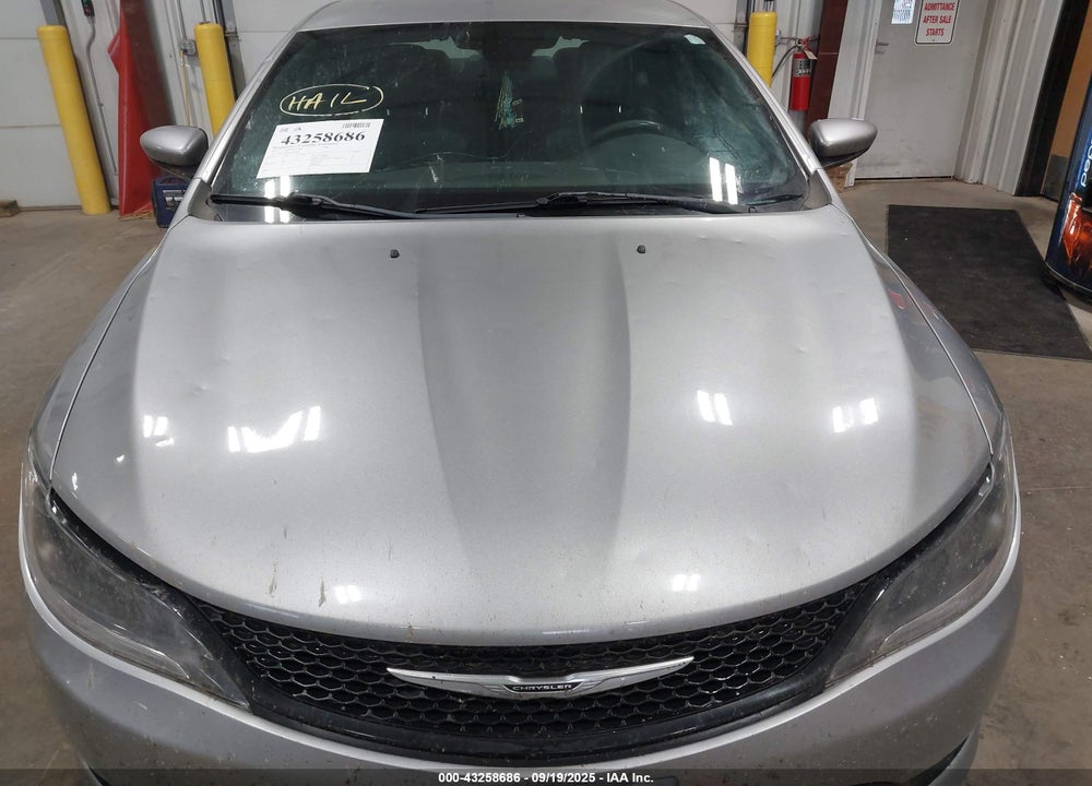 2015 CHRYSLER 200 S VIN: 1C3CCCBB1FN668085