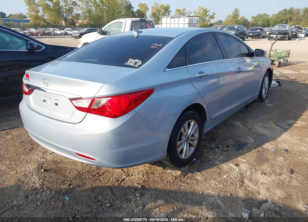 2013 HYUNDAI SONATA VIN: 5NPEB4AC0DH774189