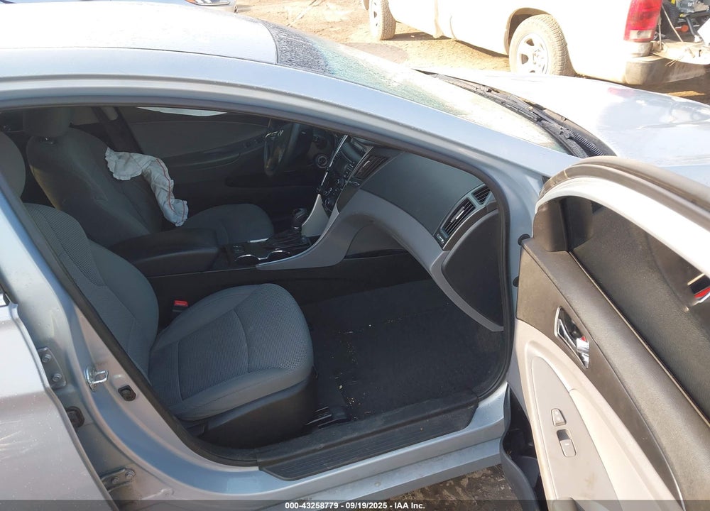 2013 HYUNDAI SONATA VIN: 5NPEB4AC0DH774189