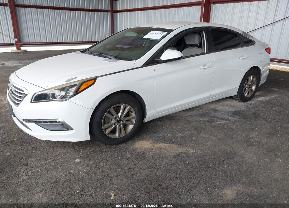 2015 HYUNDAI SONATA VIN: 5NPE24AF9FH158455