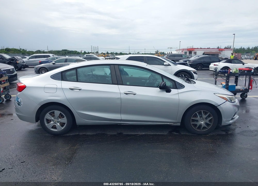 2018 CHEVROLET CRUZE VIN: 1G1BC5SM9J7188340