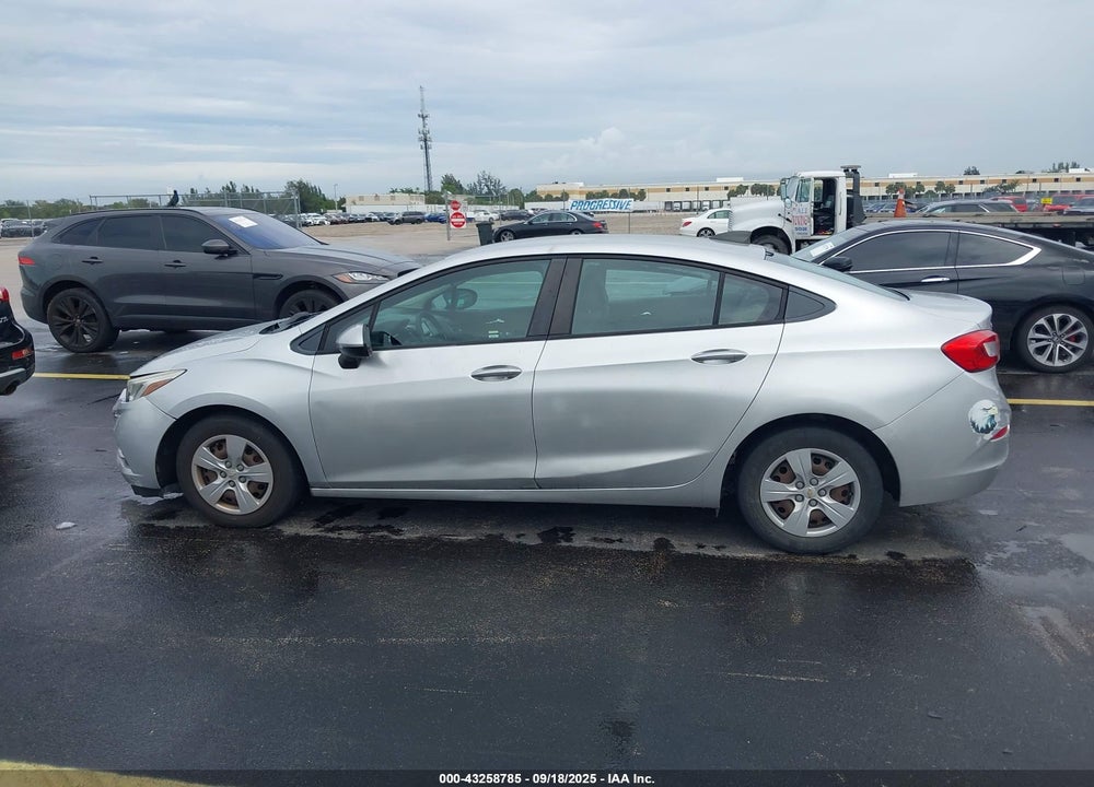 2018 CHEVROLET CRUZE VIN: 1G1BC5SM9J7188340
