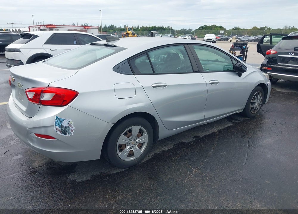 2018 CHEVROLET CRUZE VIN: 1G1BC5SM9J7188340