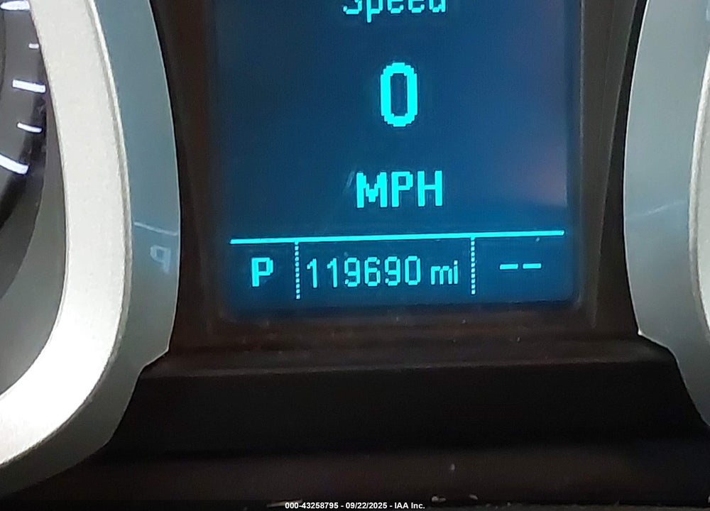 2017 CHEVROLET EQUINOX LT VIN: 2GNFLFE31H6241955
