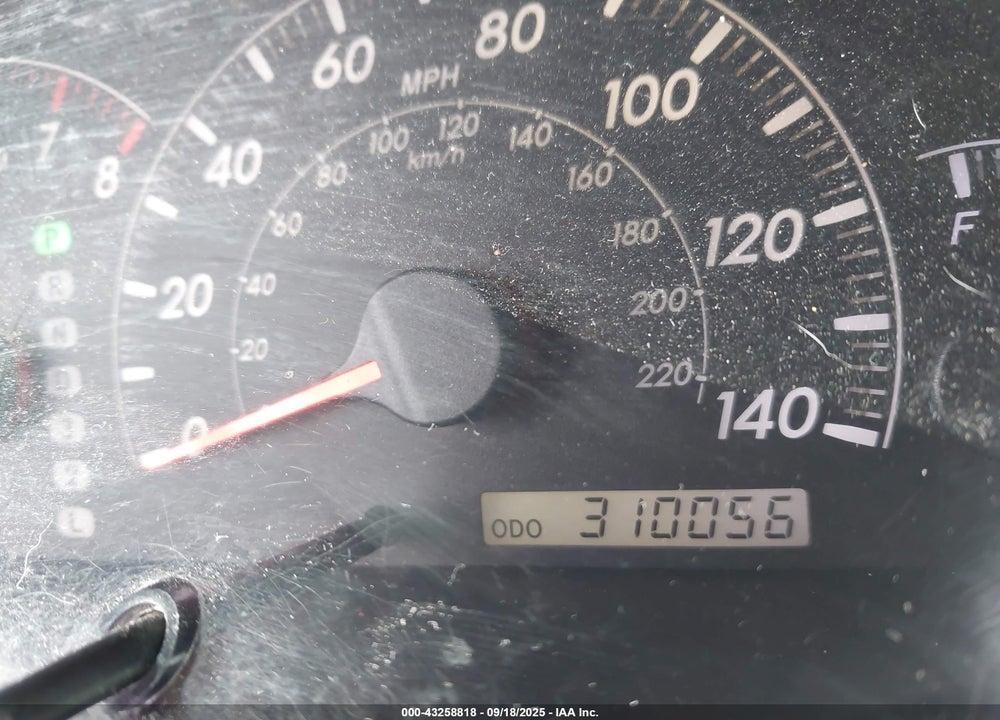 2005 TOYOTA CAMRY LE VIN: 4T1BE32K75U553394