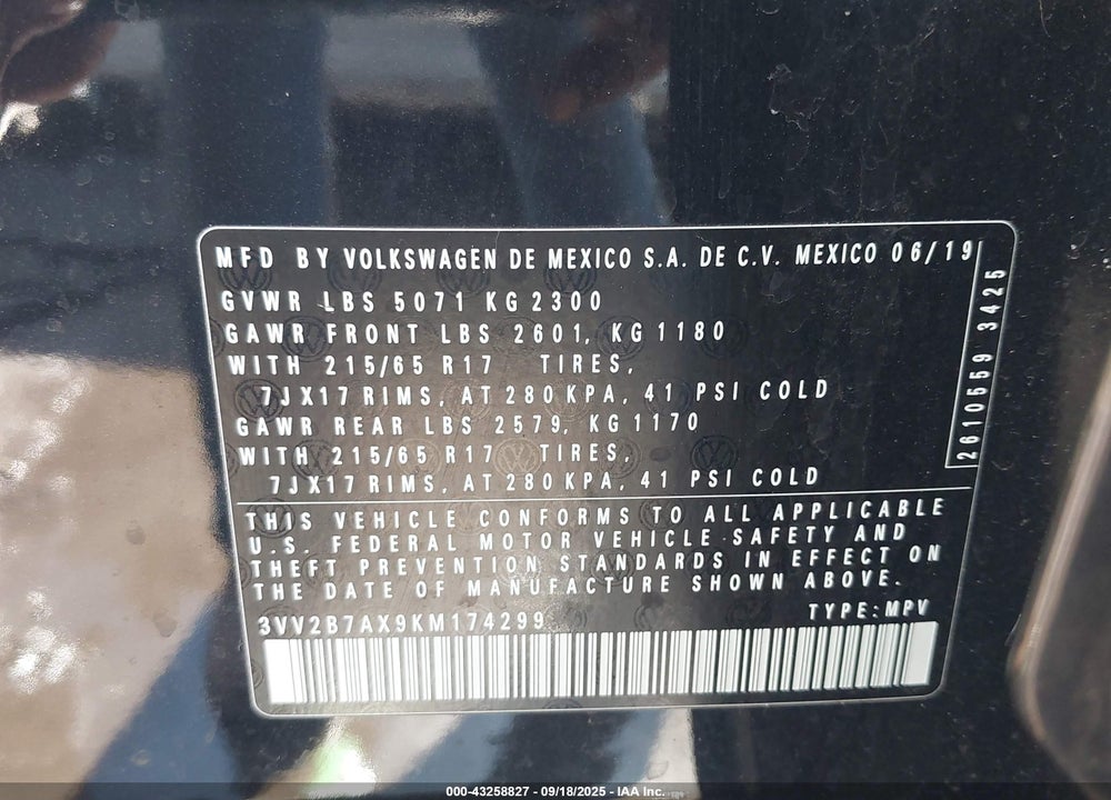 2019 VOLKSWAGEN TIGUAN VIN: 3VV2B7AX9KM174299