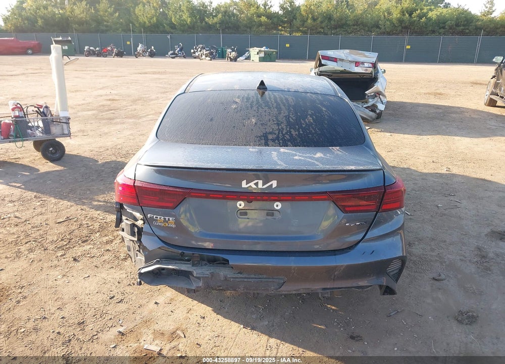 2022 KIA FORTE GT LINE VIN: 3KPF54AD2NE484532