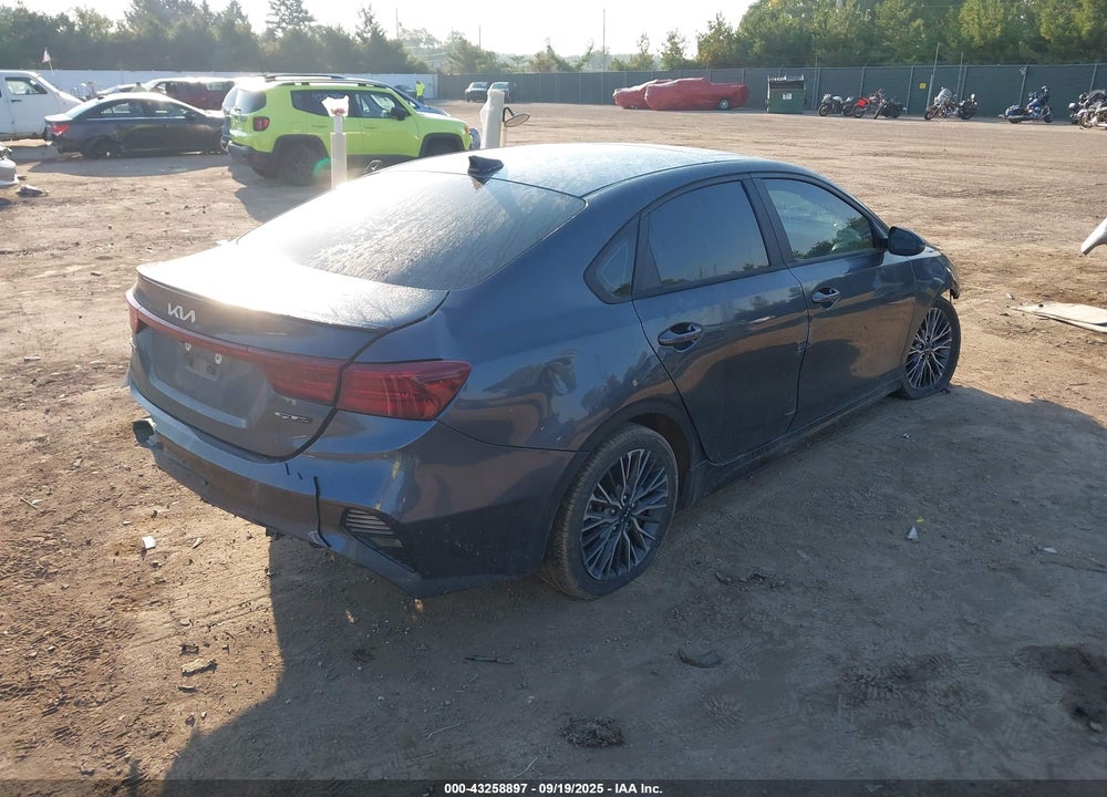 2022 KIA FORTE GT LINE VIN: 3KPF54AD2NE484532