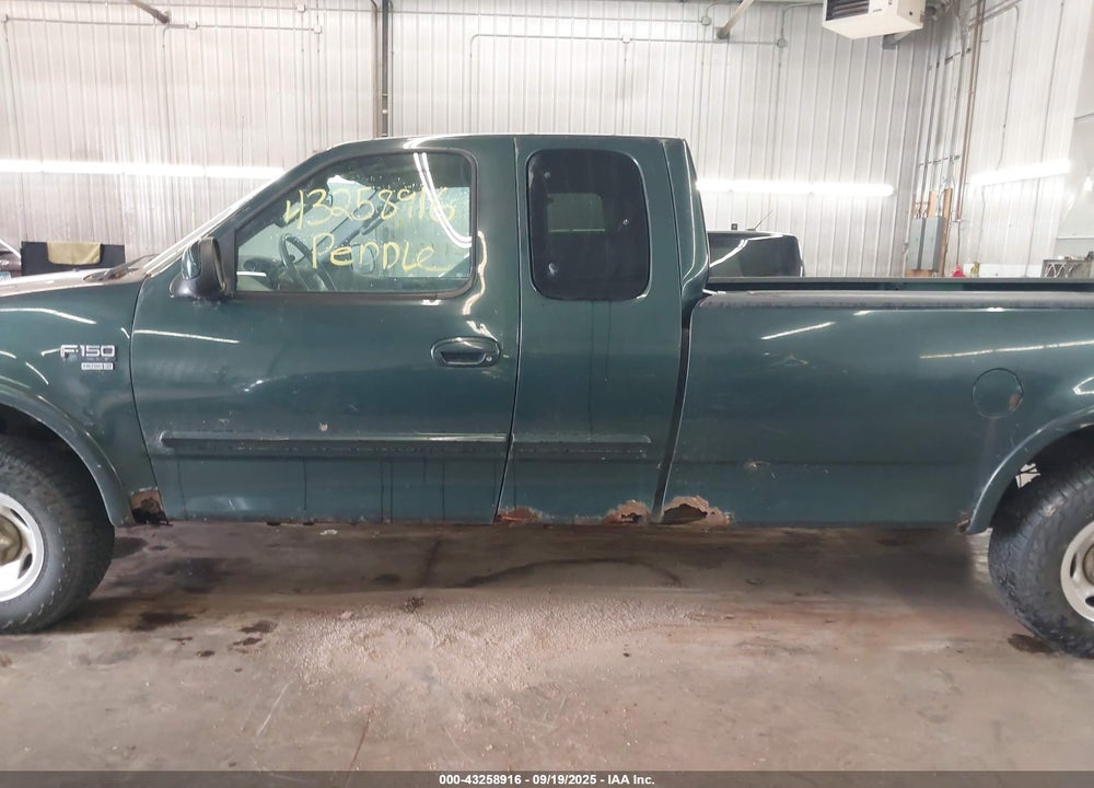 2003 FORD F-150 LARIAT/XL/XLT VIN: 1FTRX18W43NB90569