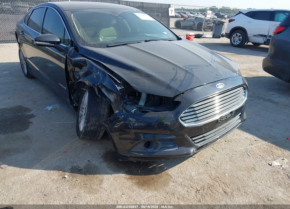 2013 FORD FUSION VIN: 3FA6P0LU5DR389377