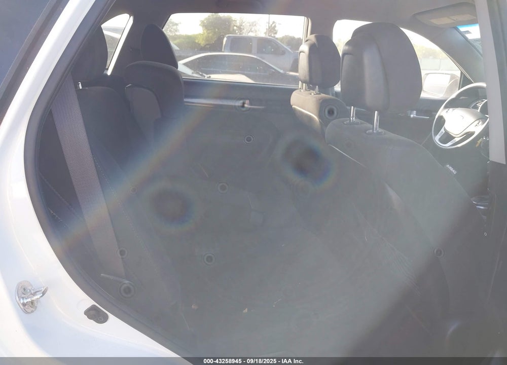 2014 KIA SORENTO LX VIN: 5XYKT3A63EG515290