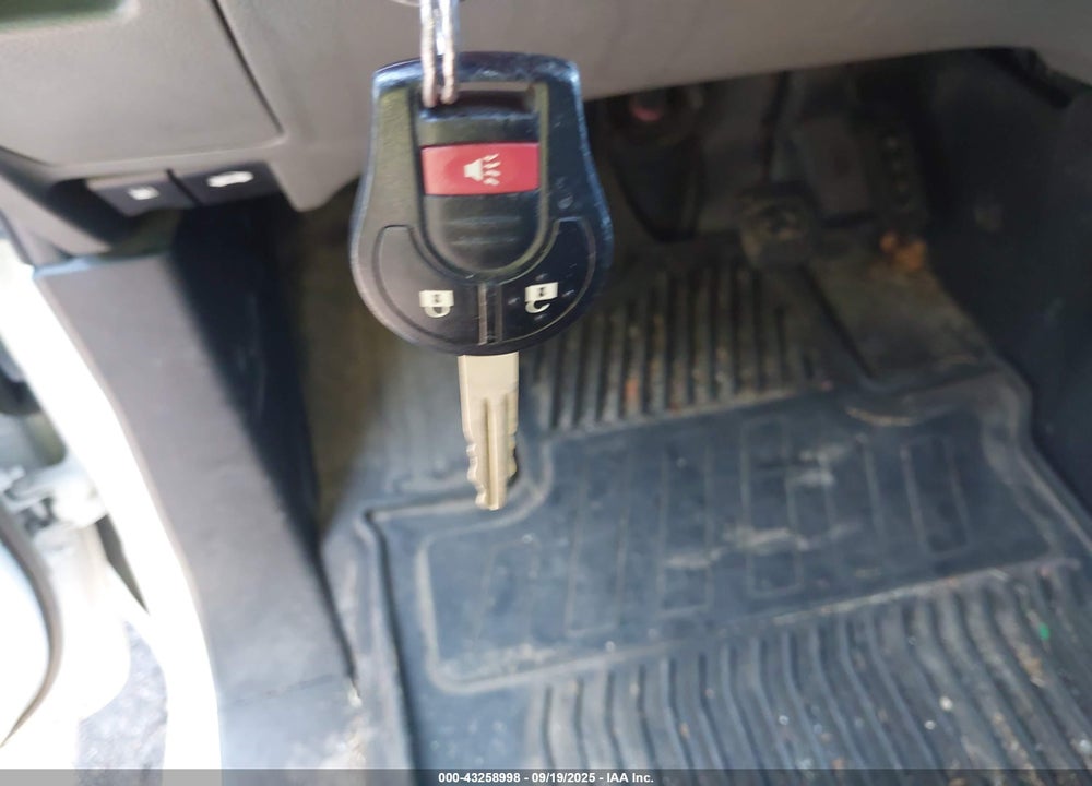 2017 NISSAN NV 200 VIN: 3N6CM0KN9HK709134
