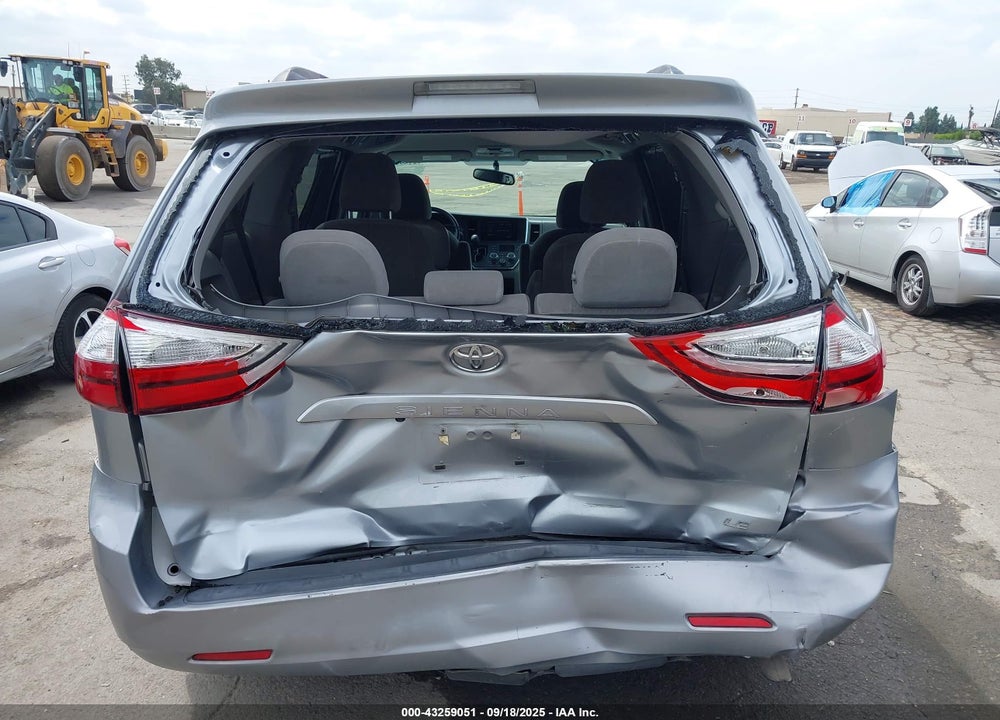 2017 TOYOTA SIENNA VIN: 5TDKZ3DC6HS850566