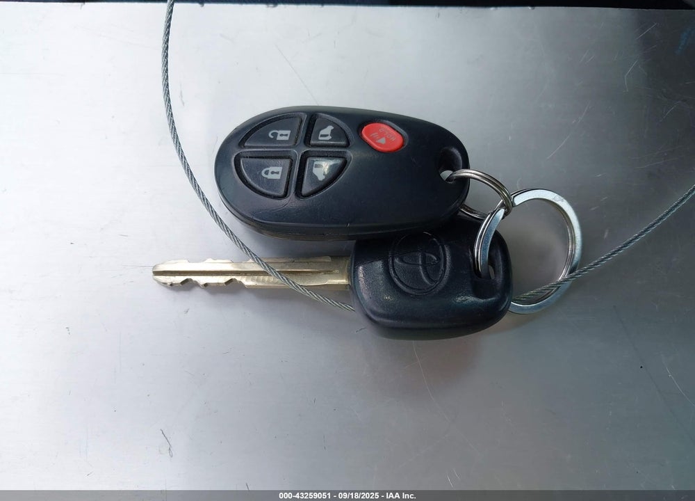 2017 TOYOTA SIENNA VIN: 5TDKZ3DC6HS850566