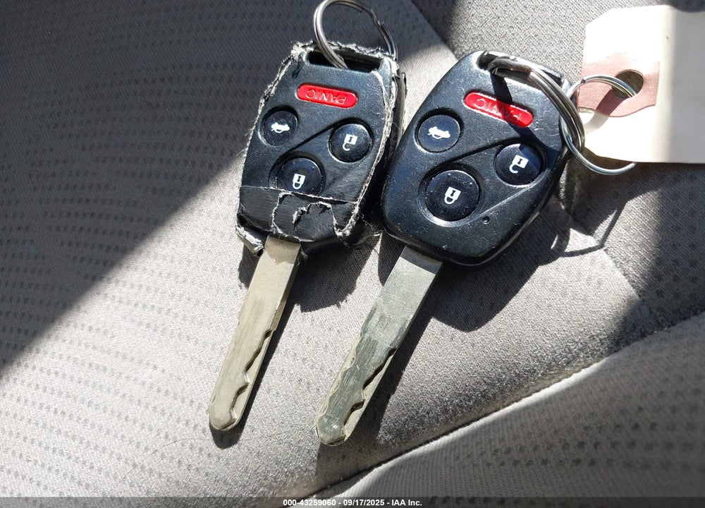 2012 HONDA CIVIC VIN: 19XFB2F52CE093943