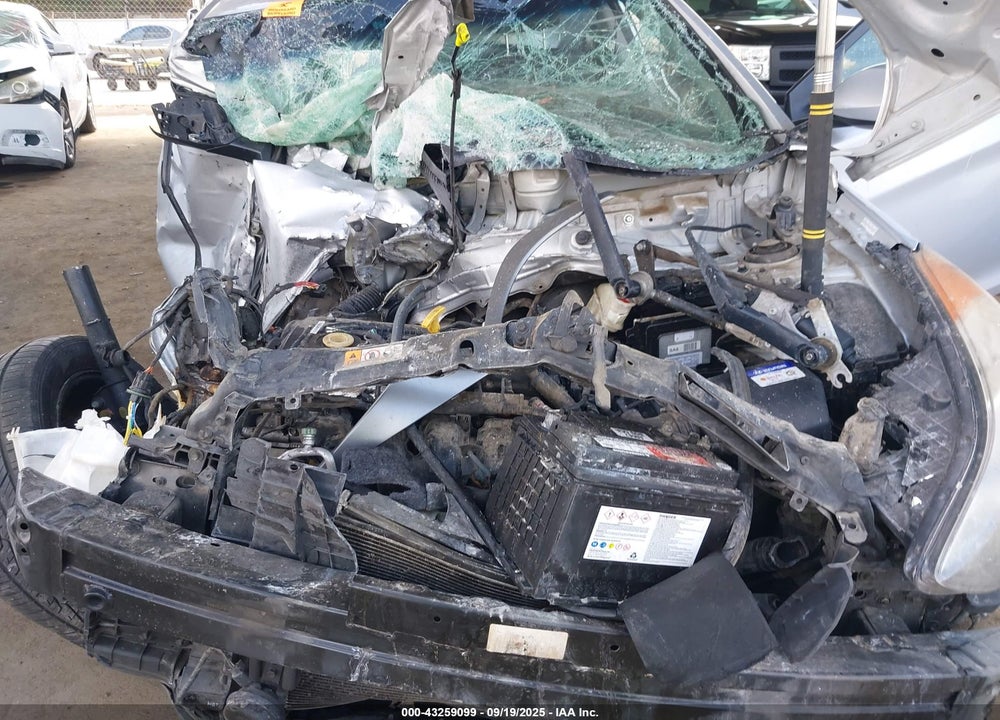 2012 HYUNDAI ELANTRA VIN: KMHDH4AE2CU466095