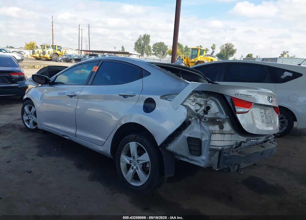 2012 HYUNDAI ELANTRA VIN: KMHDH4AE2CU466095