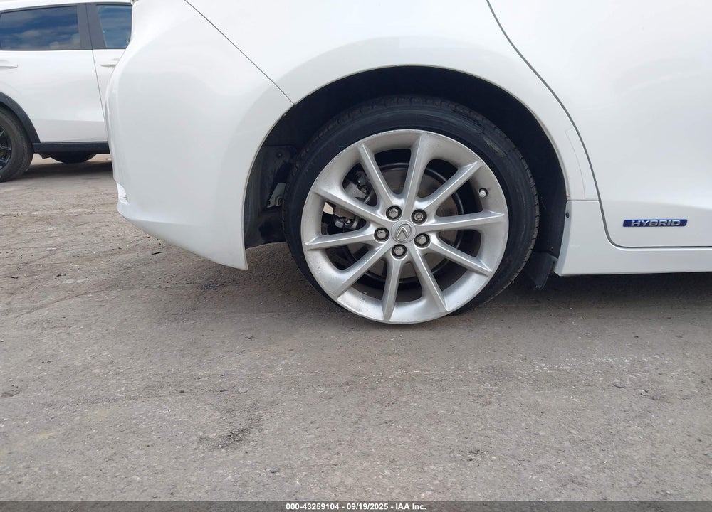 2013 LEXUS CT 200H VIN: JTHKD5BH7D2173293