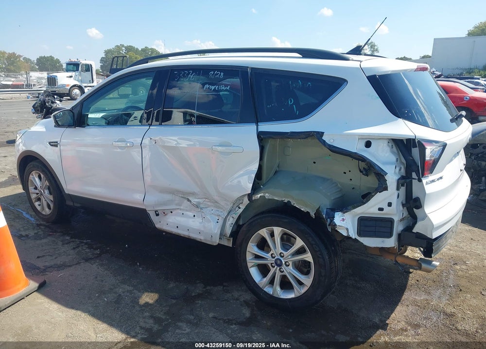 2018 FORD ESCAPE SEL VIN: 1FMCU9HD7JUB55311