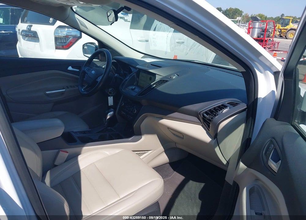 2018 FORD ESCAPE SEL VIN: 1FMCU9HD7JUB55311